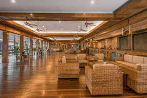Rainforest Retreat in Beach Resort - Image 3