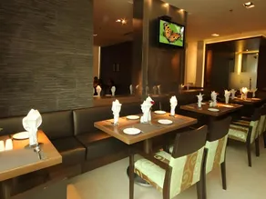 Hotel Landmark Residency - Image 2