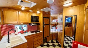 Darling Daisy Retro RV Adventure - Image 4