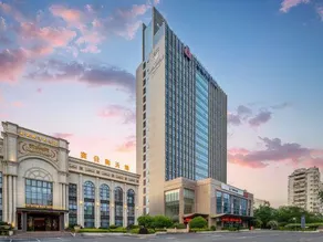 Oceania Hotel - Image 4