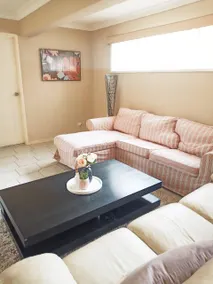 A203 Large master room  in good location - Image 4