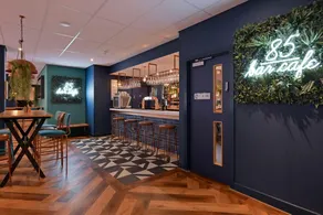 Travelodge Manchester Central - Image 3