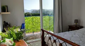Thalassa Seaside Boutique Beach Apartment - Image 5