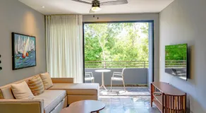 Chic 1BR Private Balcony,Sauna, Gym y Wifi - Image 2