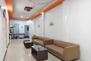 TwoSpaces Living at Nabila Semampir Homestay - Image 3