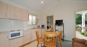 Triabunna Cabin & Caravan Park - Image 2