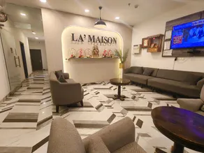Hotel La Maison - Image 3