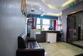 Xinyue Leisure Hotel (Huaying Jinhui Plaza Branch) - Image 5