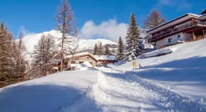 Gruppenhaus im Walliser Alpstyle - Image 2