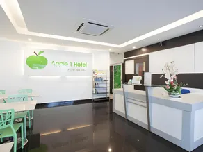 Apple 1 Hotel Queensbay - Image 5