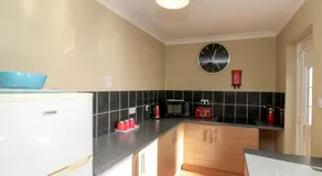 Holly Tree Cottage - Image 4