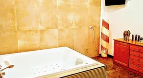 Big Mama Jungle Rooms e spa - Image 4