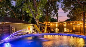 The Martin Frisco Stay & Play Hot tub, Pool & Firepit - Image 3