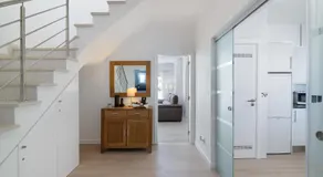 Villa con piscina, griglia e terrazza | Vista sul giardino | Ideale per lavorare da remoto - Image 4