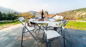 Chardonnay Guest Studio Rooms with Great view for nature lovers - Image 4
