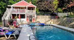 Coastal Comfort with Stunning Harbor Views - Image 5