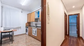 Tu hogar en Bilbao para 4 personas - Image 3