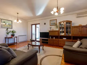 Casa Vacanze a Zemunik Donji con Piscina - Image 2