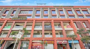 Hotel Lacasa - Image 5