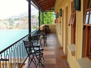 Red Mountain House - Image 2