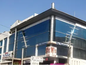 The Platinum Hotel - Image 3