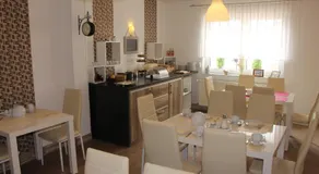 Hotel und Restaurant Hohenzollern - Image 2