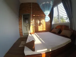 ING ING GUESTHOUSE - Image 2