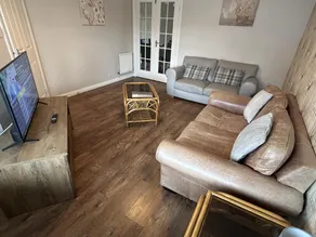 Quiet 3 bed semi with off street parking - Image 5