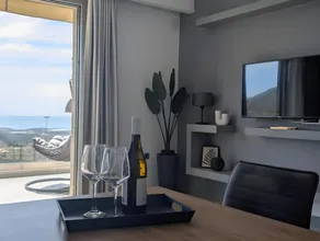 Deluxe Thea Family Villa with Private Pool - Image 4