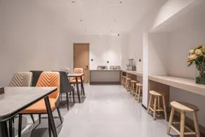 Kunming Bunshe Hotel - Image 2