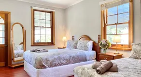 Little creek farm stay - Image 2