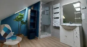 Chambre spacieuse climatisée - Petit déjeuner inclus - Image 2