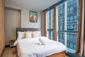 BGC One Uptown 2bedroom with balcony and 1 free parking - Image 2