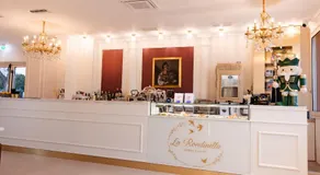 La Rondinella Boutique Rooms & Café - Image 3