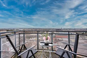 The Pinnacle by Cotels - CENTRAL LOCATION, PARKING, FIBRE WIFI, SMART TV, FULLY EQUIPPED KITCHEN - Image 4