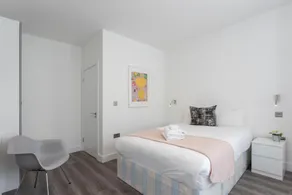 Apartment 10 minute walk to Camden Market - Image 2
