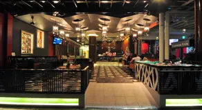 Platinum Hotel and Apartments - Image 4