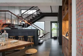 Black House - Image 4