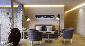 n Apartments Hotel - Image 2