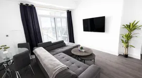 Skyline Luxury Suite Floor to Ceiling Views King Bed Balcony - Image 4