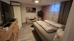 60 m² Ferienapartment Zentrumsnahe mit Gartenbenutzung - Image 2