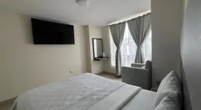 Hotel Iberia Plaza - Image 5