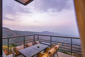 Zostel Plus Panchgani - Image 4