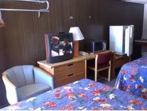 Belle Aire Motel - Image 2
