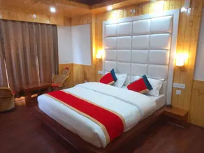 Humble Holiday Home Kufri S H I M L A - on Spiti Highway with Lawn and Amazing View - Image 4