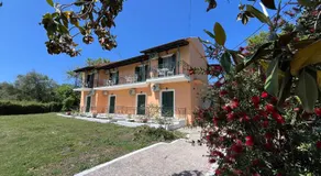 Yannakis Apartments - Image 2
