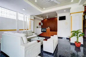 Hotel O Airport Suites - Image 2