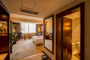 Emeishan Yue Garden Hotel - Image 2