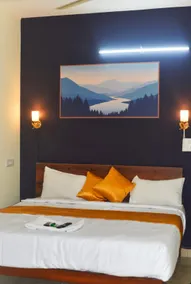 Hotel Sujatha International - Image 3