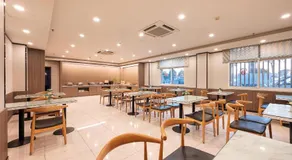 Hanting Hotel Shanghai Pudong Airport - Image 2